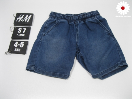 Short jeans