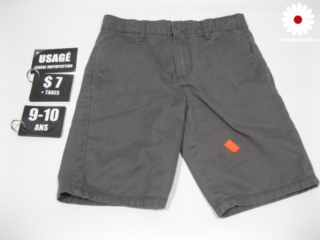 Short légère imperfection