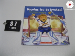 Nicolas fou de hockey