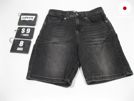 Short jeans
