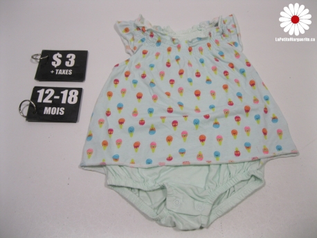 Cache couche et robe